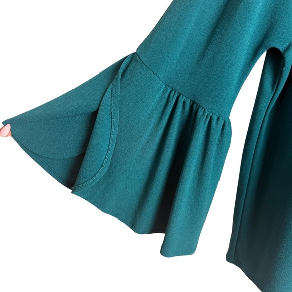 Vince Camuto Emerald Green Long Bell Sleeve Pullover Top Size Large Blouse Knit - Picture 4 of 7